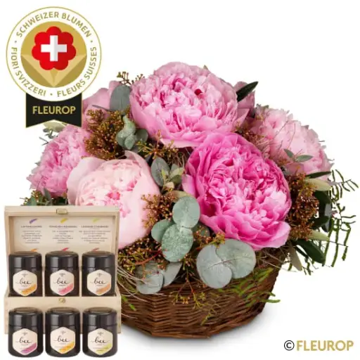 [86859] Pfingstrosengesteck mit Schweizer Blumen und Honig Geschenk-Set von Bee-Family