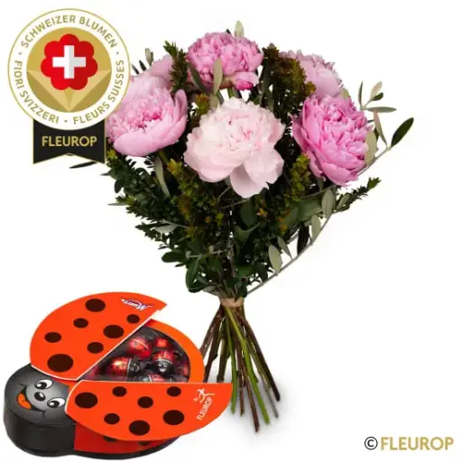 [86860] Pfingstrosenstrauss mit Schweizer Blumen und Munz Schoggi-Glückskäfer